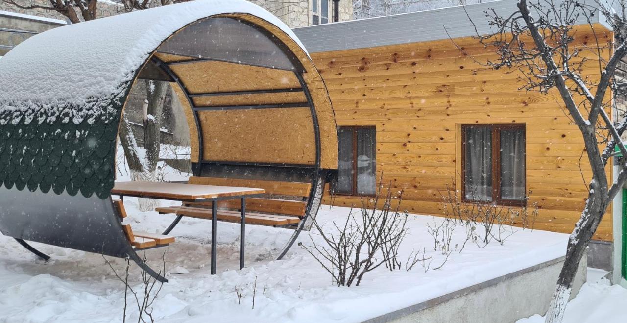 Hayi Tun Guest House Goris Exterior foto